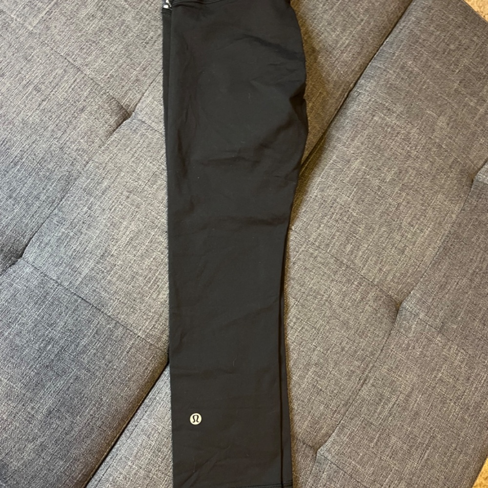 Lululemon - Picture 2 of 3